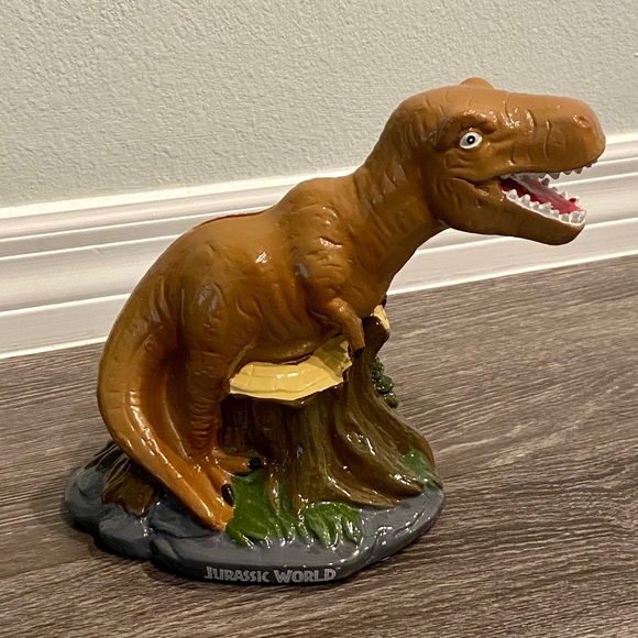 Jurassic World T-Rex Coin Bank Collectible - Picture 4 of 8